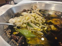 -鑫巴蜀小镇 · 水煮鱼专研店(玉桥店)