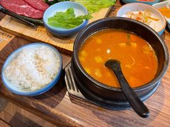 -明洞阿姨·韩式酱蟹烤肉·创意料理(三元桥店)