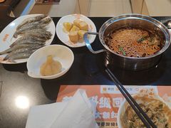 -呷哺呷哺(世贸.工三店)