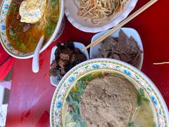 -金杨拉面王小吃面馆·牛三宝面·红烧牛肉粉
