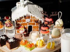 -亚龙湾喜来登·美景台大堂吧