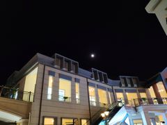 -王府井奥莱临潼小镇(临潼店)