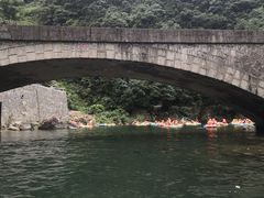 -安吉龙王山峡谷漂流