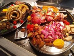 -飨食汇全日制餐厅·昆山皇冠假日酒店(九方店)