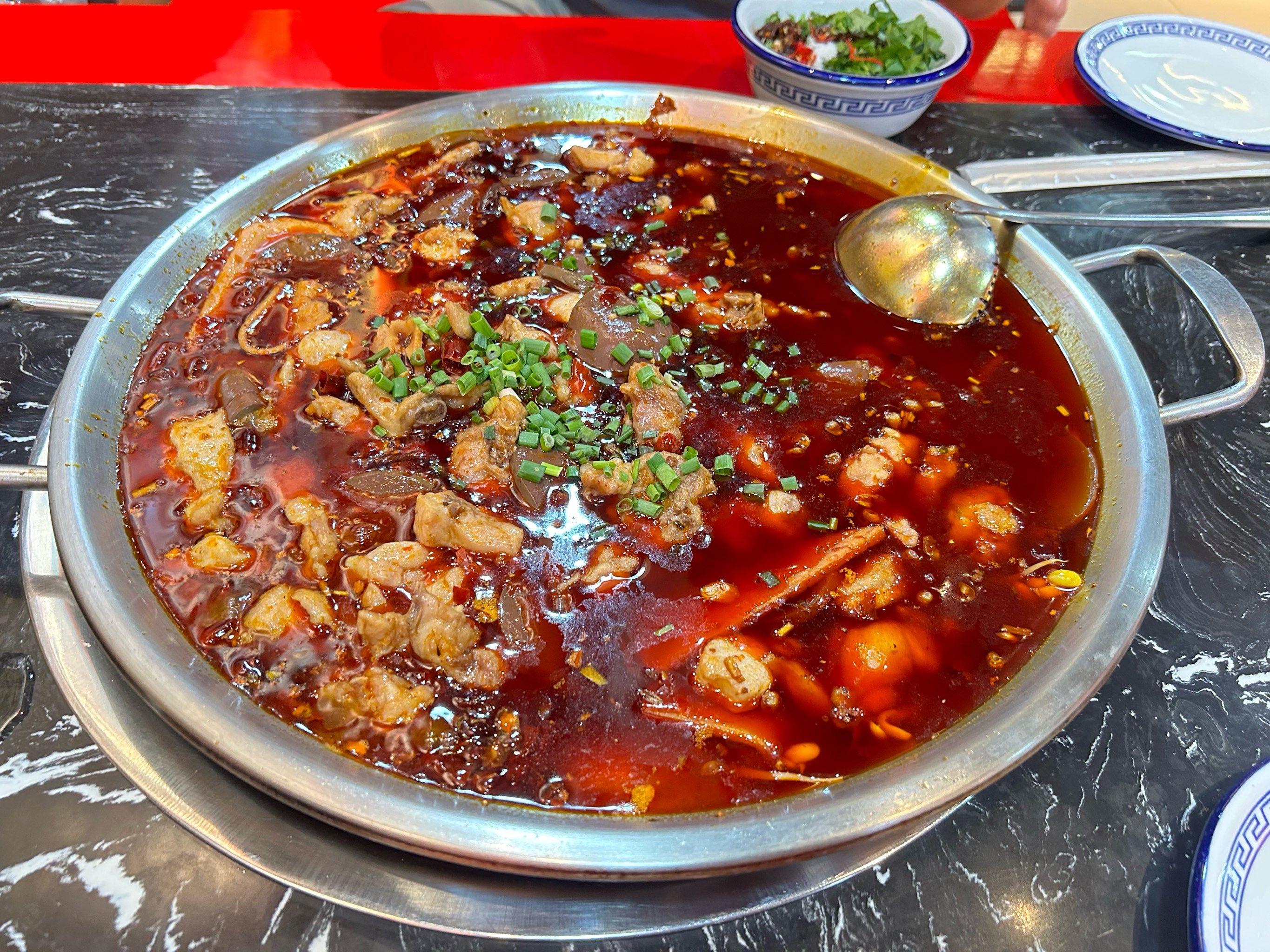 鲜鲜兔火锅