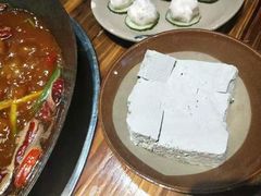 -周幺妹重庆老火锅(银泰城总店)