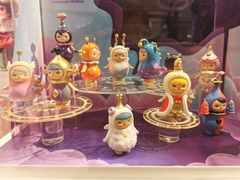 -泡泡玛特POPMART(国金街店)