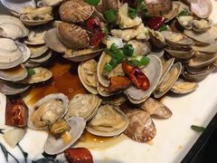 -春天里·老街坊餐厅(港隆广场店)