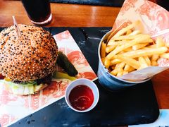 -FAT COW(虹梅路店)