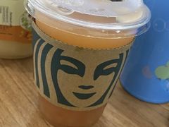 冰摇桃桃乌龙茶OTP-星巴克(温州银泰大西洋店)