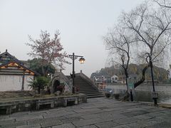 -鲁镇