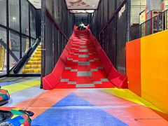 -嗨翻Hi-Fun竞技主题乐园·蹦床亲子生日轰趴(国光1937店)