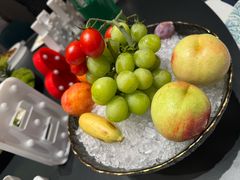 -鞍山大白鲨美食酒店