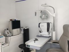 -美式眼镜·授权蔡司.依视路.尼康.豪雅.明月(南翔印象城店)