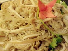 -山城年华老火锅(玉林店)