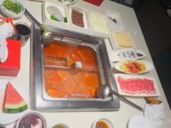 -海底捞火锅鲜切牛肉主题店(长寿路店)