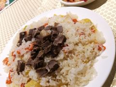 碎肉抓饭-巴扎美食·新疆菜·西域歌舞表演餐厅(新疆大厦店)