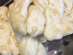 -粘豆包柴火铁锅炖