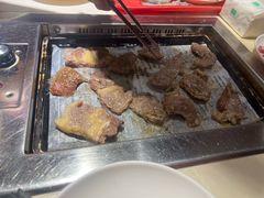 -爱客得牛排海鲜烤肉·火锅自助(春熙路黑金好店)