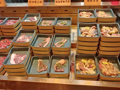 -黑金·寻焰自助百汇·烤肉·火锅(中街店)