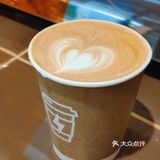 烈日，用咖啡招待自己。