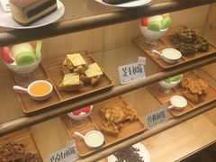 -猫的天空之城概念书店(杭州南宋御街店)