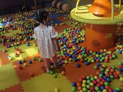 -蒙特利亲子乐园