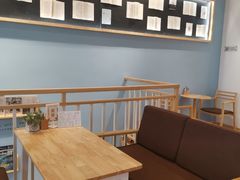 -猫的天空之城概念书店(束河店)