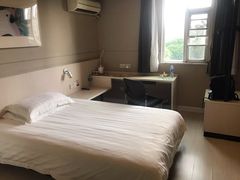 -窝趣公寓(广州永福黄花岗地铁站店)