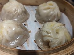 蟹黄汤包-京城小江南·土菜馆·蒸白鱼(东四十条店)