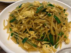 鸡蛋炒土豆丝-合合春饼·酱骨·东北菜(潘家园店)