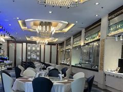 -中豪大酒店-嵩海阁自助餐厅(解放路店)