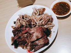 -闫家驴肉老店(华电一校店)