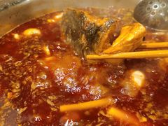 -肖肖酸萝卜鱼火锅(总店)