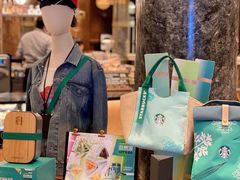 -星巴克臻选(天津恒隆广场旗舰店)