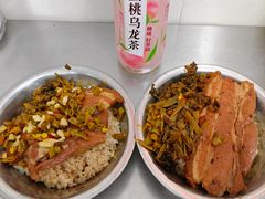 -梁阿婆廿年老牌扣肉糯米饭