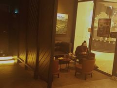 -星巴克臻选(南京金茂览秀城店)