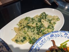 荠菜炒鲜笋-老头儿油爆虾·知味杭州(爱琴海购物中心)
