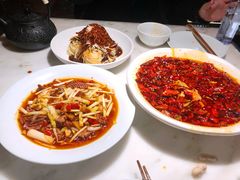 -初蓉丨遇见新川菜(亲贤街荣耀店)