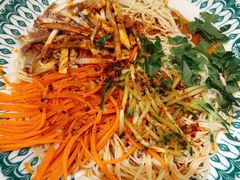 精品凉面-清真·西域伙伴牛肉面·羊肉串(融创店)