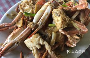 Stir-Fried Flower Crab with Ginger and Scallion