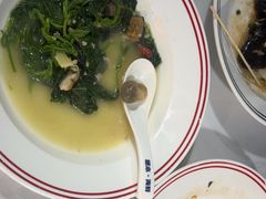 -明本湛江鸡•海鲜小厨(陈家祠店)