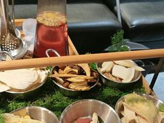 -一朵菌·野生菌探索家火锅(南亚店)