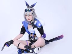 -米游妙妙屋cosplay换装自拍摄影体验馆