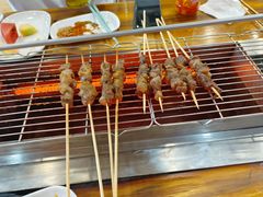 -哈尔滨小酒馆·鲜肉现穿自助烧烤(康新花园店)