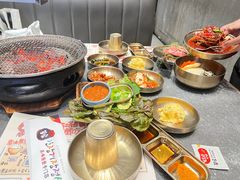-草家酱蟹炭火烤肉店(珲春南路二店)