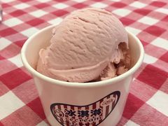 -红宝石·鲜奶小方·海派西点房(南丹店)