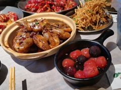 -巴厘龙虾·榜首油焖大虾(音乐学院·沿江酒馆店)