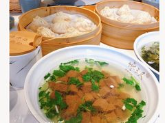 -馋三尺蟹粉小笼(人民广场店)