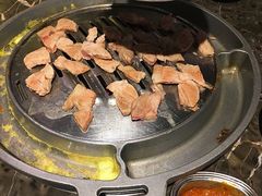 -哈哈碳都·牛肋条无限自助烤肉(台江万达店)